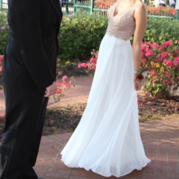 GB White and Gold Prom Gown - Picture 9 of 10